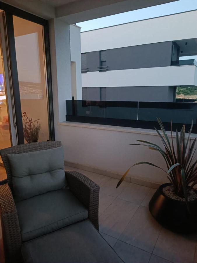 Apartman Marcelina 2 In トロギール エクステリア 写真