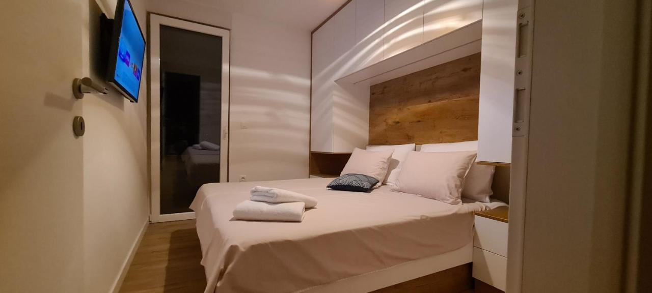 Apartman Marcelina 2 In トロギール エクステリア 写真