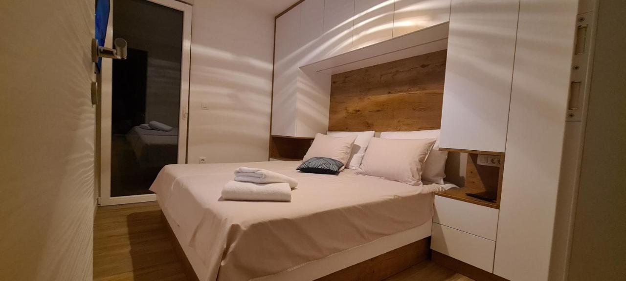 Apartman Marcelina 2 In トロギール エクステリア 写真