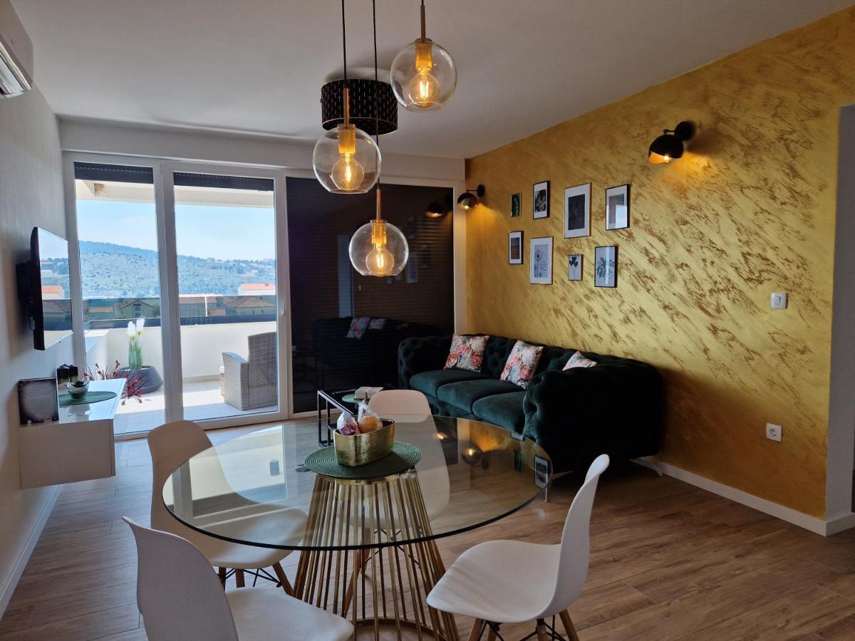 Apartman Marcelina 2 In トロギール エクステリア 写真