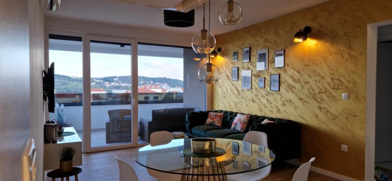 Apartman Marcelina 2 In トロギール エクステリア 写真