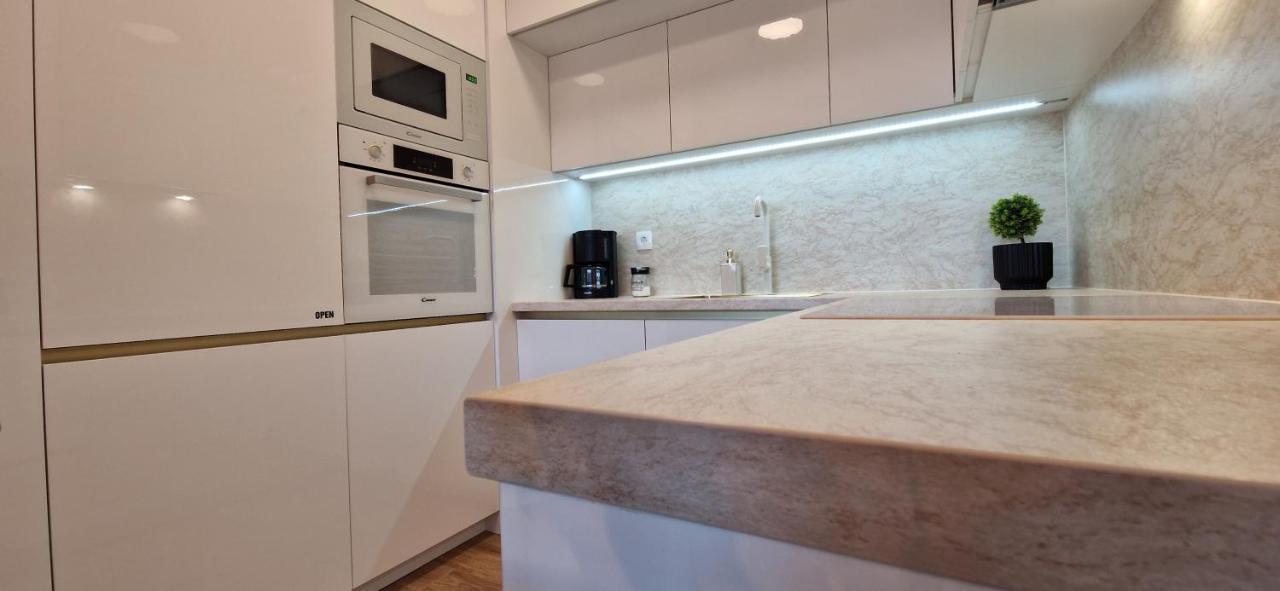 Apartman Marcelina 2 In トロギール エクステリア 写真